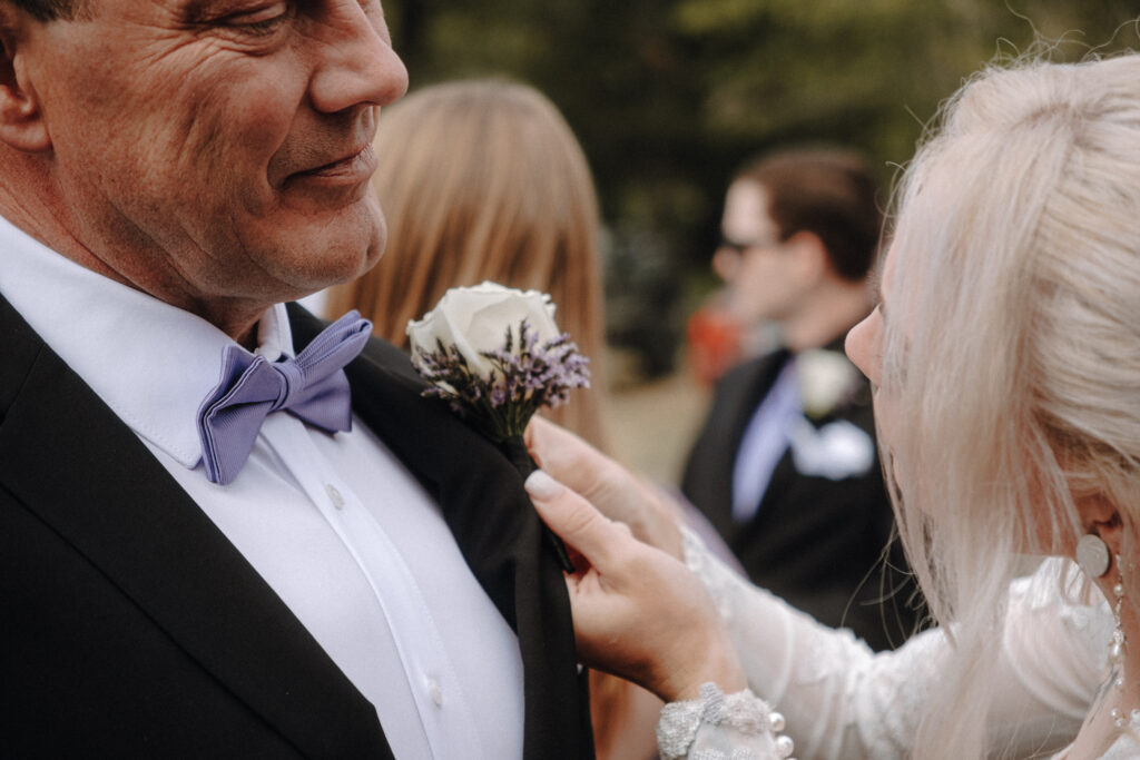 Cinematic and moody wedding photography of a couple at Villa Ragalie in Oregon, capturing romantic and timeless moments. Cinematic and Documentary style wedding photography