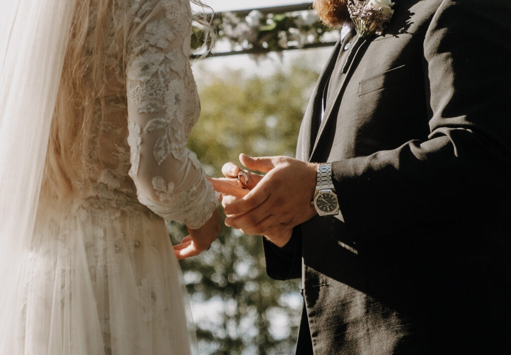 Cinematic and moody wedding photography of a couple at Villa Ragalie in Oregon, capturing romantic and timeless moments. Cinematic and Documentary style wedding photography