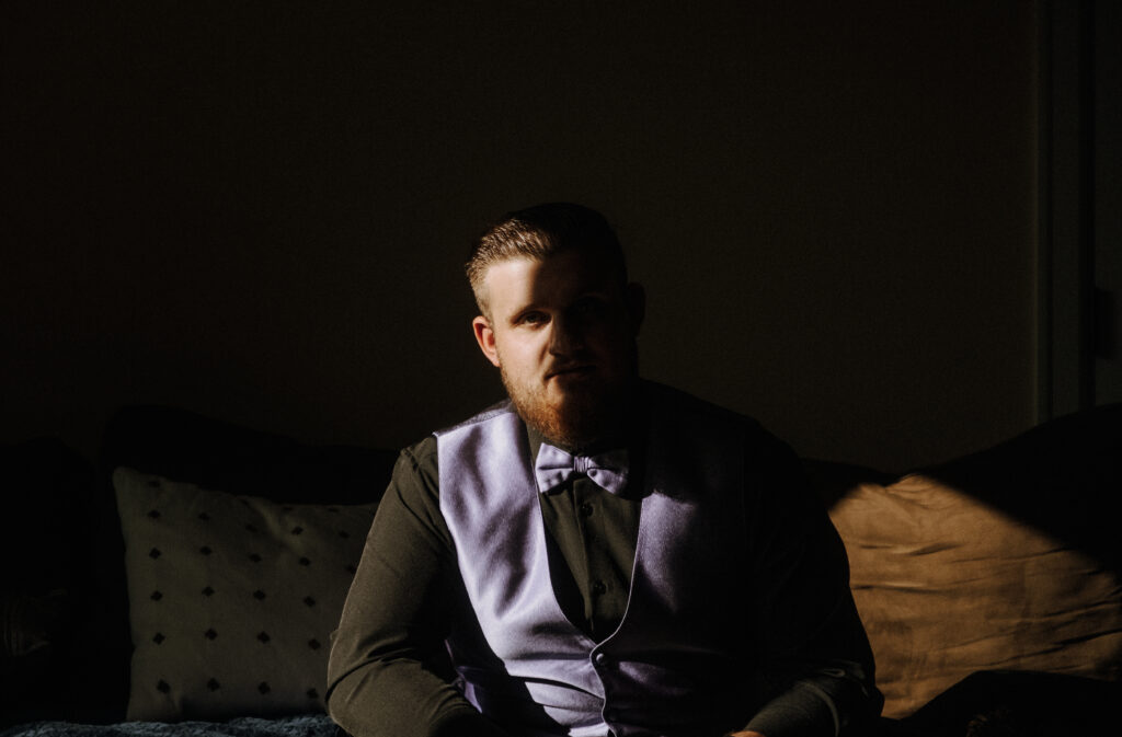 Cinematic and moody wedding photography of a couple at Villa Ragalie in Oregon, capturing romantic and timeless moments. Cinematic and Documentary style wedding photography