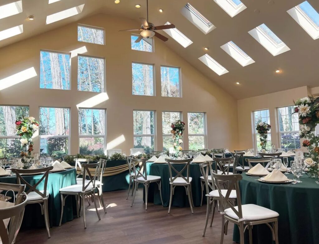 Ainsworth House and Gardens wedding in Oregon City — romantic garden venue