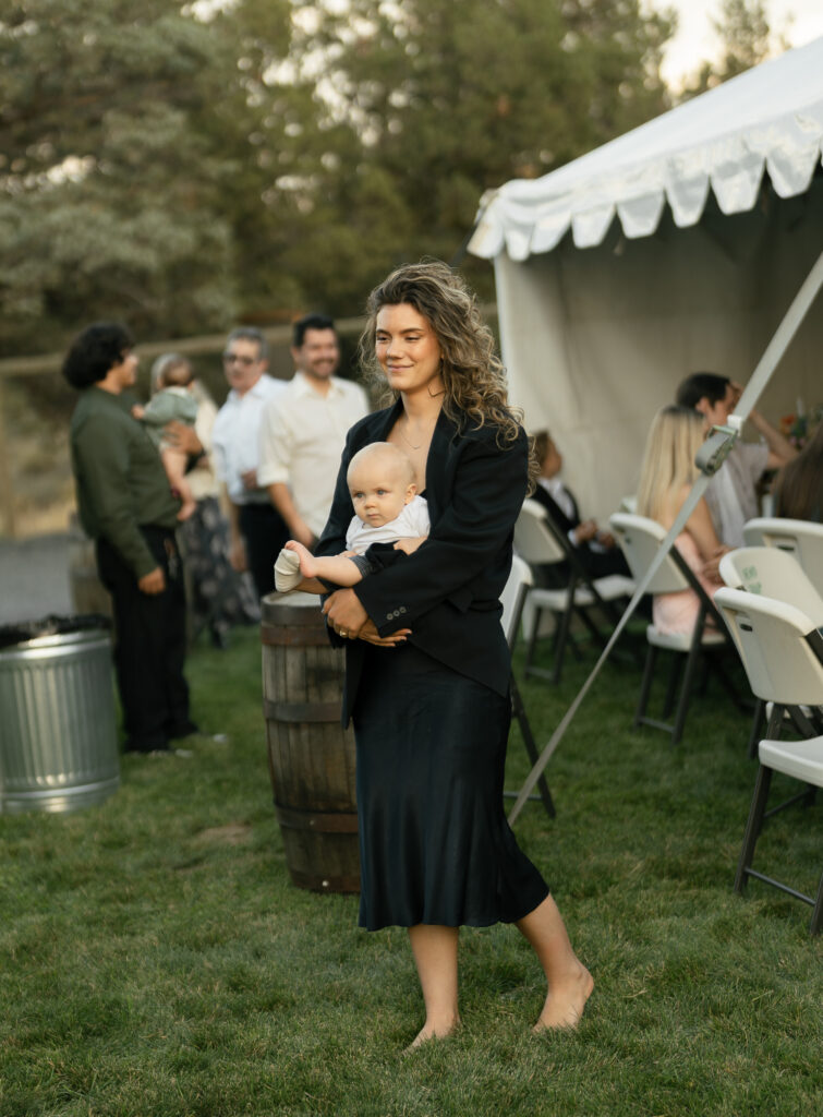 wedding reception first dance bend oregon wedding photography