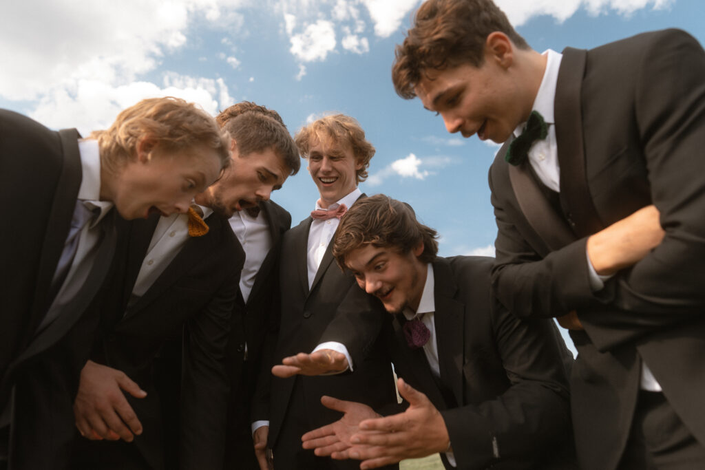 groomsmen group photo ideas bend oregon wedding photography 