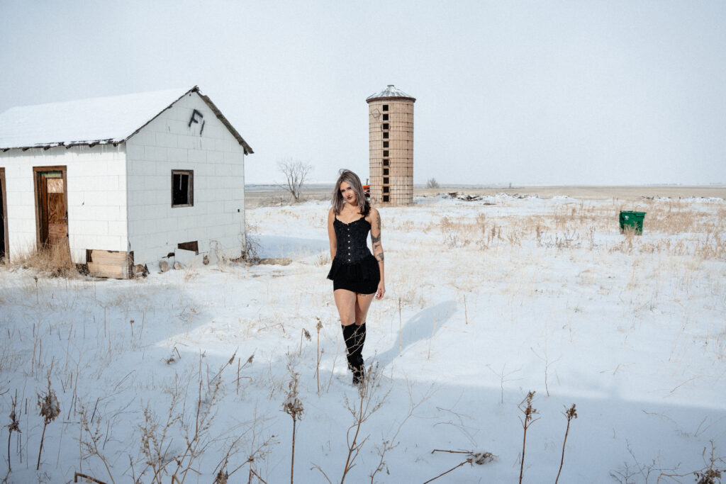 colorado portrait session in the snow 